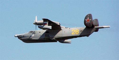 Бе-12 ВВС ЧФ РФ в полете Противолодочный самолет