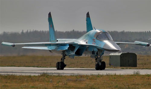 Самолет Су-34 Фронтовой бомбардировщик