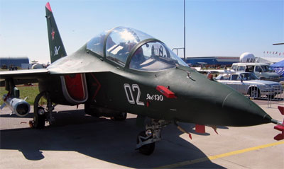 Самолет Як-130