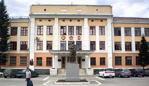 Главный вход Главный вход на предприятие