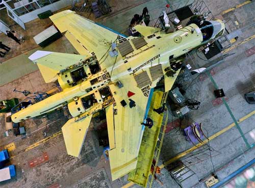 Су-34 (№2) в цехе окончательной сборки НАПО им.В.Чкалова, Новосибирск, июнь 2012 года Су-34