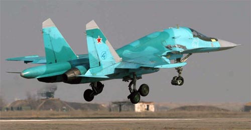 Борт №47 "белый контур" установочной серии Су-34 на аэродроме ВВС в Липецке, 2008 год Су-34