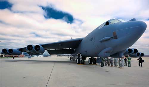 Боинг B-52 "Стратофортресс" Боинг B-52 "Стратофортресс"