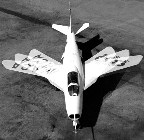 Самолет F-111 Aardvark